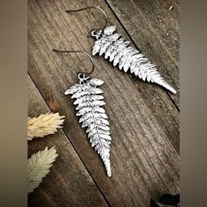 NWT- silver plated Fern dangle earrings with stainless steel earwire